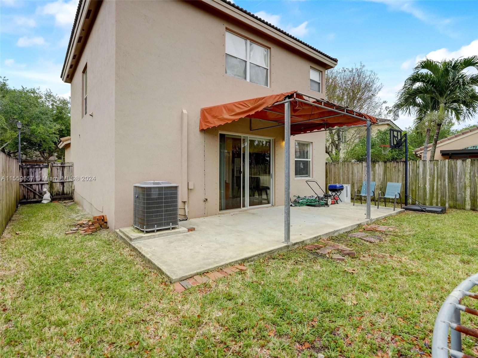 1240 SE 19th Ave, Homestead, Florida 33035, 3 Bedrooms Bedrooms, ,2 BathroomsBathrooms,Residential,For Sale,1240 SE 19th Ave,A11559657