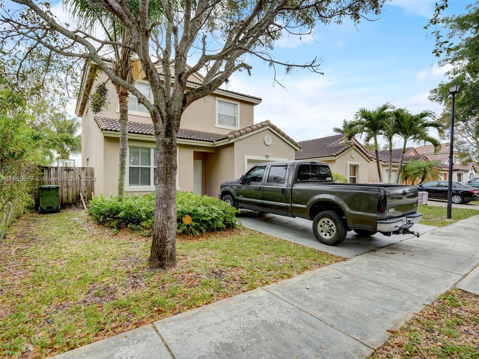 1240 SE 19th Ave, Homestead, Florida 33035, 3 Bedrooms Bedrooms, ,2 BathroomsBathrooms,Residential,For Sale,1240 SE 19th Ave,A11559657