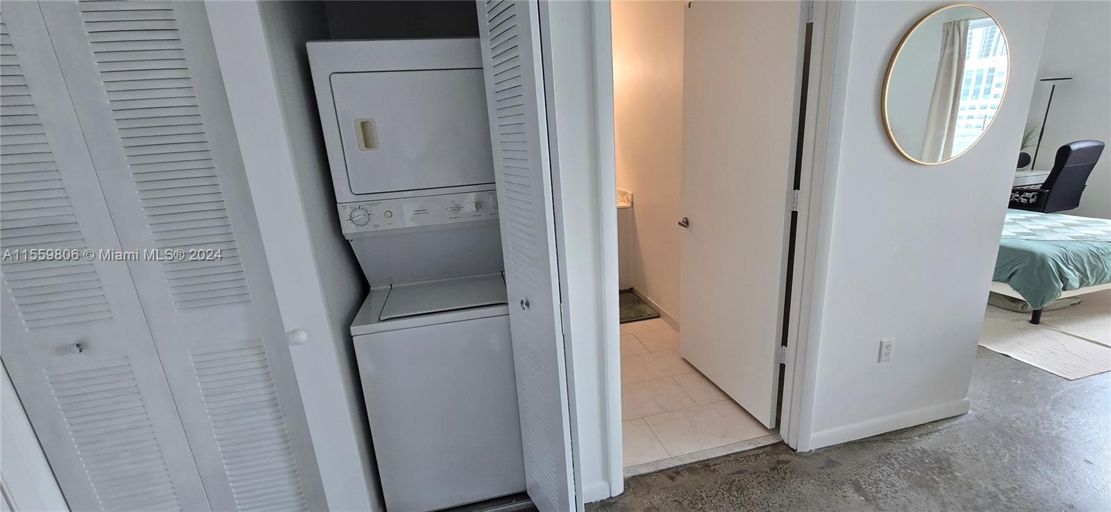 234 NE 3rd St 1503, Miami, Florida 33132, 1 Bedroom Bedrooms, ,1 BathroomBathrooms,Residentiallease,For Rent,234 NE 3rd St 1503,A11559806