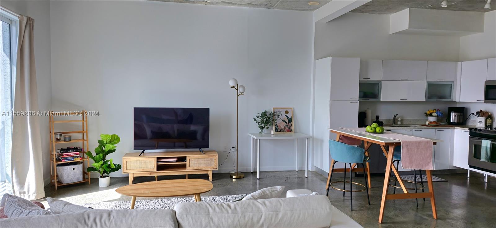 234 NE 3rd St 1503, Miami, Florida 33132, 1 Bedroom Bedrooms, ,1 BathroomBathrooms,Residentiallease,For Rent,234 NE 3rd St 1503,A11559806