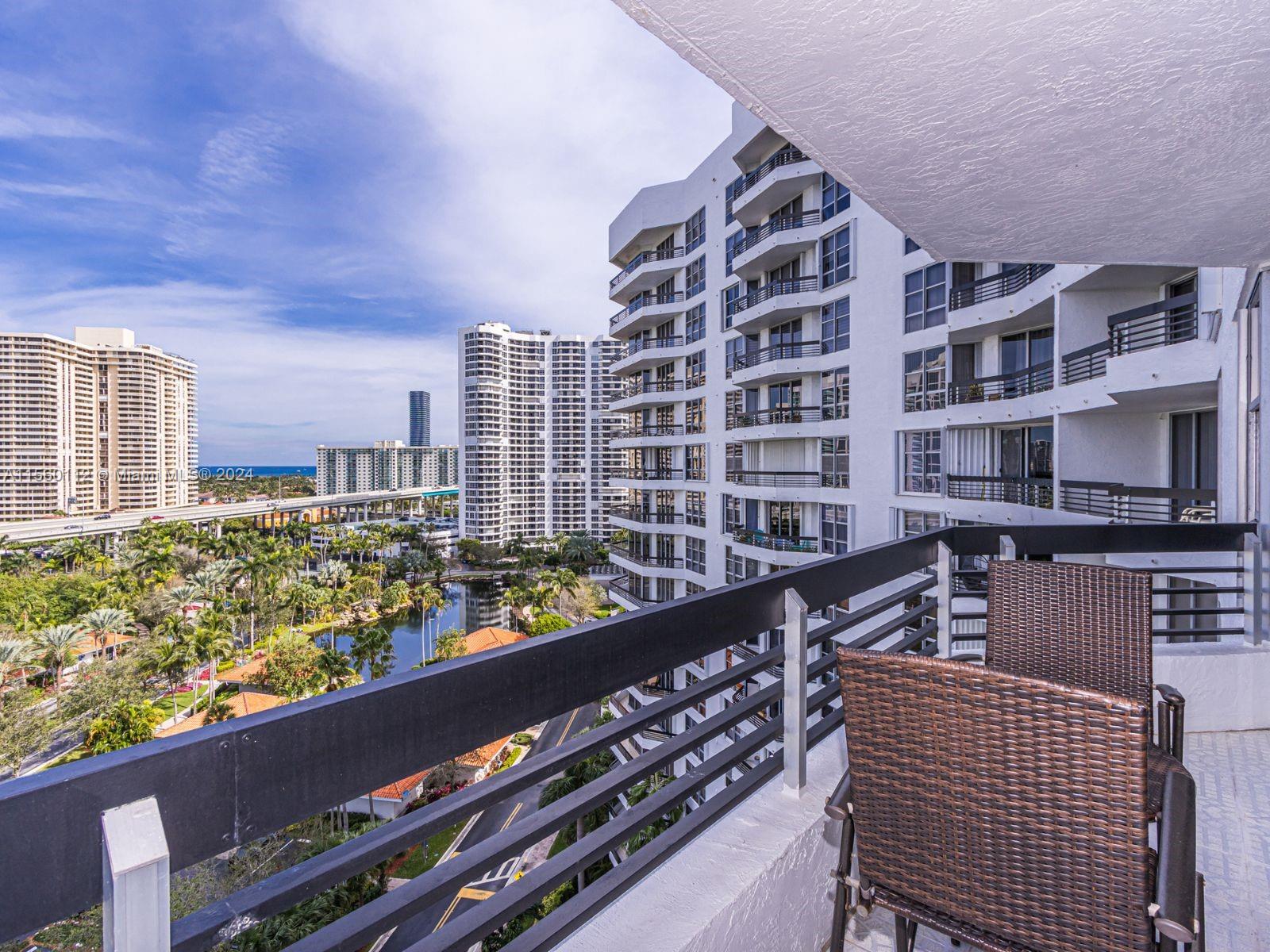 3600 Mystic Pointe Dr 1408, Aventura, Florida 33180, 2 Bedrooms Bedrooms, 1 Room Rooms,2 BathroomsBathrooms,Residential,For Sale,3600 Mystic Pointe Dr 1408,A11560112