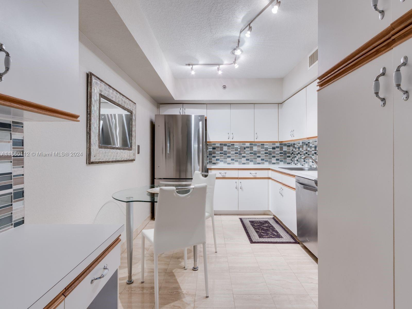 3600 Mystic Pointe Dr 1408, Aventura, Florida 33180, 2 Bedrooms Bedrooms, 1 Room Rooms,2 BathroomsBathrooms,Residential,For Sale,3600 Mystic Pointe Dr 1408,A11560112