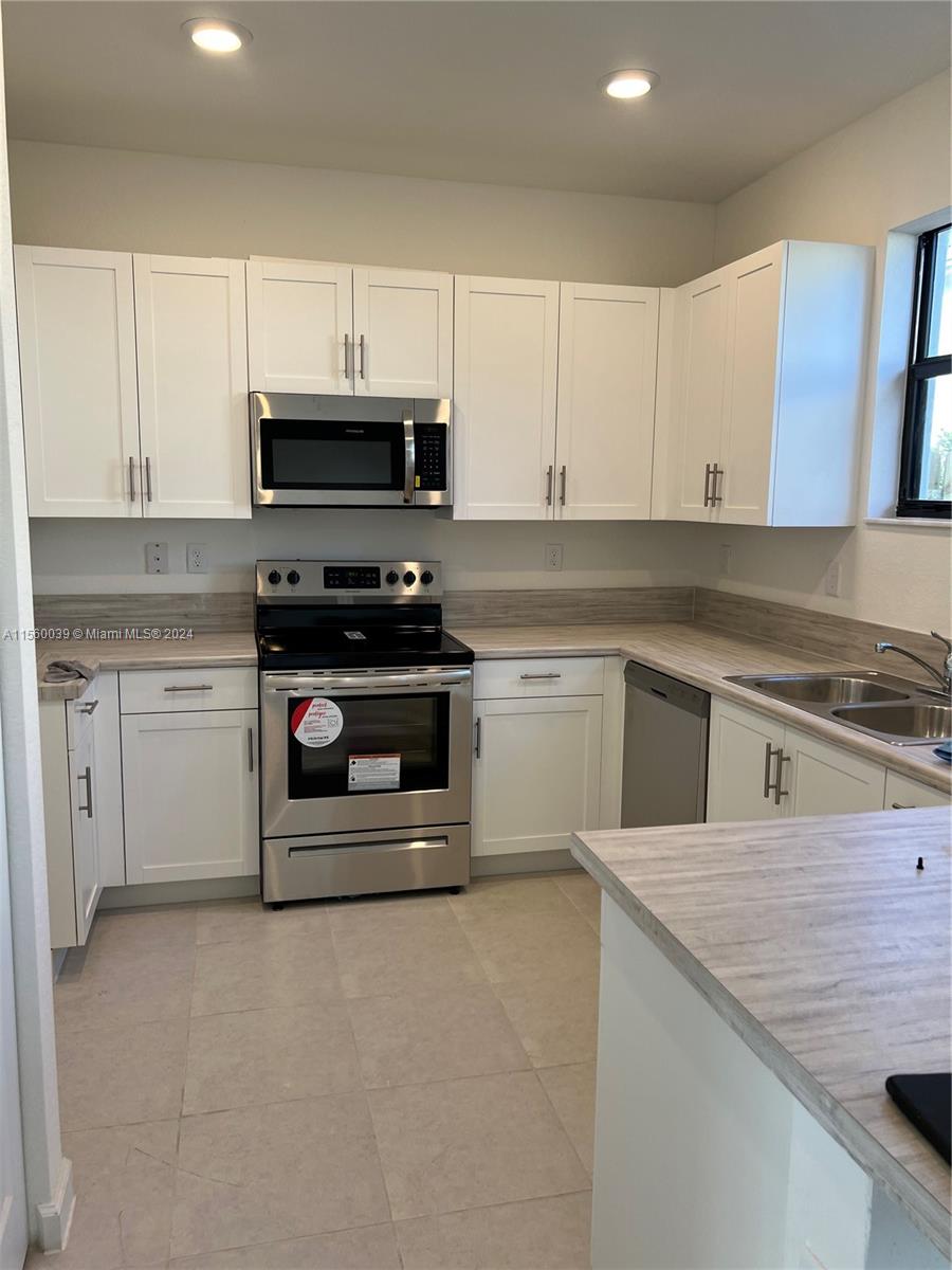 13405 SW 287TH TERRACE, Homestead, Florida 33033, 3 Bedrooms Bedrooms, ,2 BathroomsBathrooms,Residential,For Sale,13405 SW 287TH TERRACE,A11560039