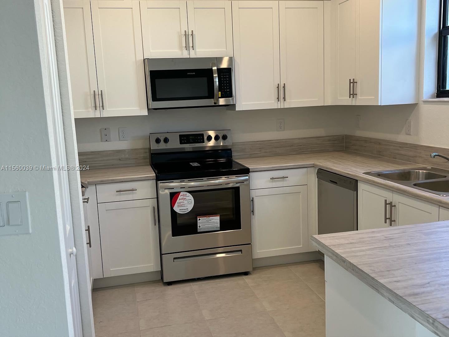 13405 SW 287TH TERRACE, Homestead, Florida 33033, 3 Bedrooms Bedrooms, ,2 BathroomsBathrooms,Residential,For Sale,13405 SW 287TH TERRACE,A11560039