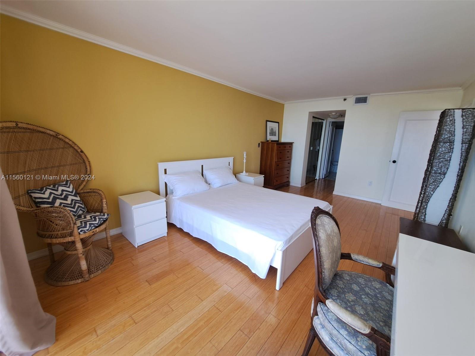 555 NE 15th St 31I, Miami, Florida 33132, 1 Bedroom Bedrooms, ,1 BathroomBathrooms,Residentiallease,For Rent,555 NE 15th St 31I,A11560121