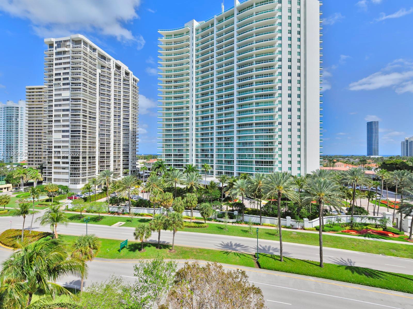 20000 E Country Club Dr 716, Aventura, Florida 33180, 3 Bedrooms Bedrooms, ,3 BathroomsBathrooms,Residentiallease,For Rent,20000 E Country Club Dr 716,A11550530