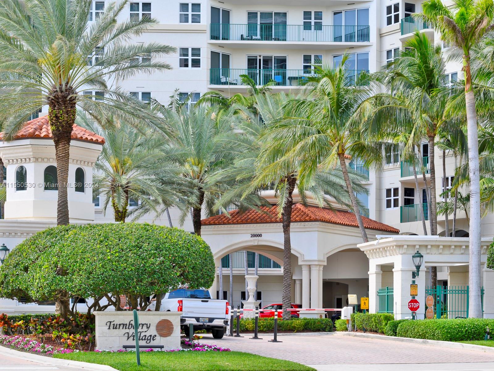 20000 E Country Club Dr 716, Aventura, Florida 33180, 3 Bedrooms Bedrooms, ,3 BathroomsBathrooms,Residentiallease,For Rent,20000 E Country Club Dr 716,A11550530