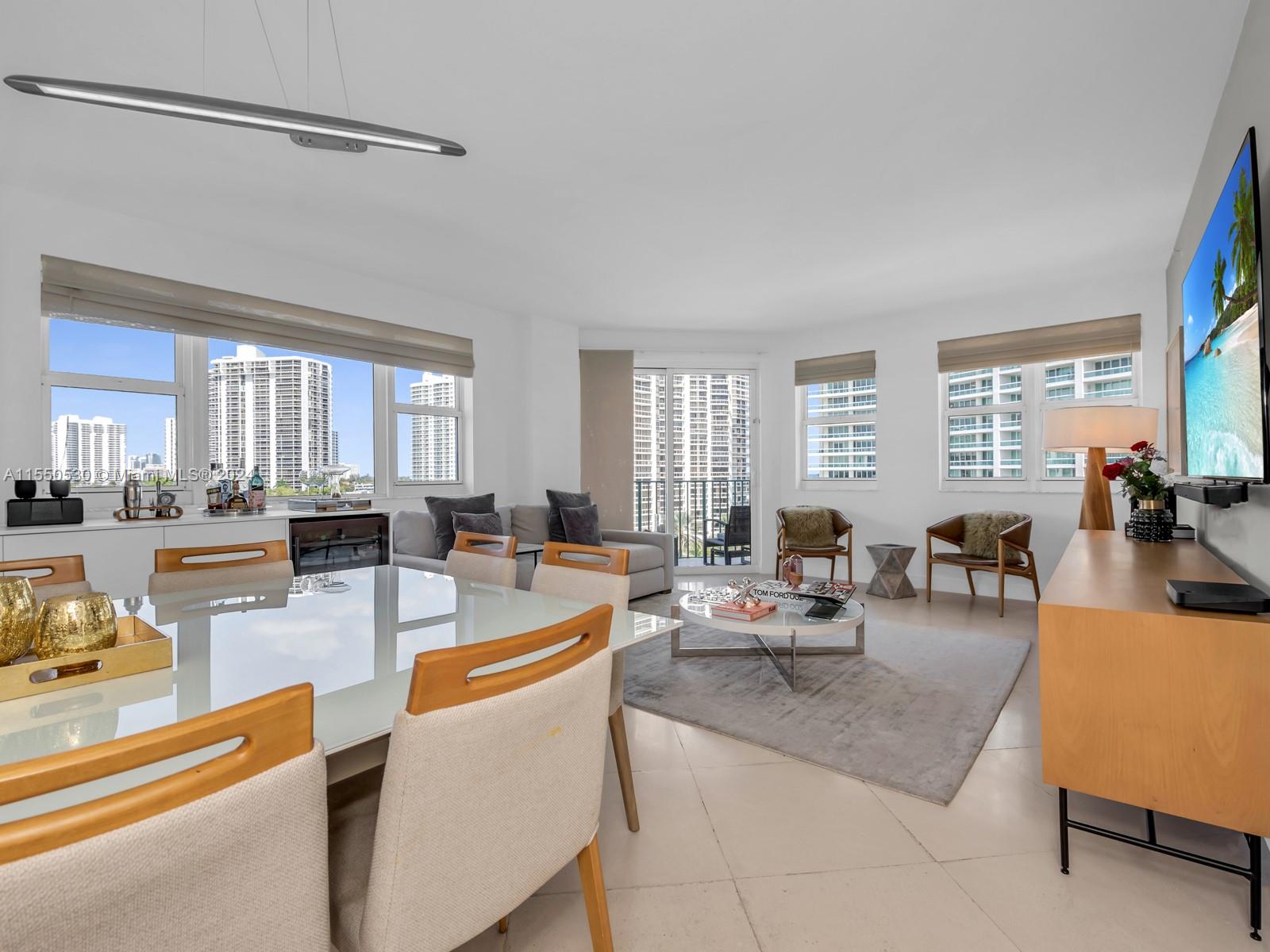 20000 E Country Club Dr 716, Aventura, Florida 33180, 3 Bedrooms Bedrooms, ,3 BathroomsBathrooms,Residentiallease,For Rent,20000 E Country Club Dr 716,A11550530