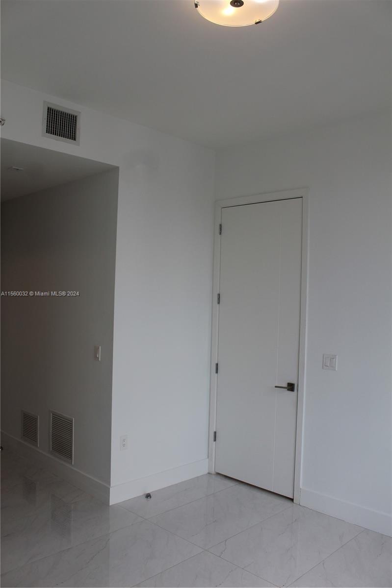 301 Altara Ave UPH1001, Coral Gables, Florida 33146, 3 Bedrooms Bedrooms, ,2 BathroomsBathrooms,Residentiallease,For Rent,301 Altara Ave UPH1001,A11560032