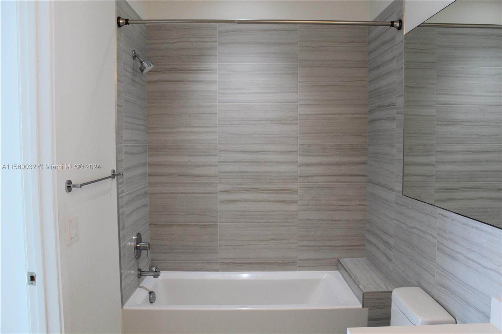 301 Altara Ave UPH1001, Coral Gables, Florida 33146, 3 Bedrooms Bedrooms, ,2 BathroomsBathrooms,Residentiallease,For Rent,301 Altara Ave UPH1001,A11560032