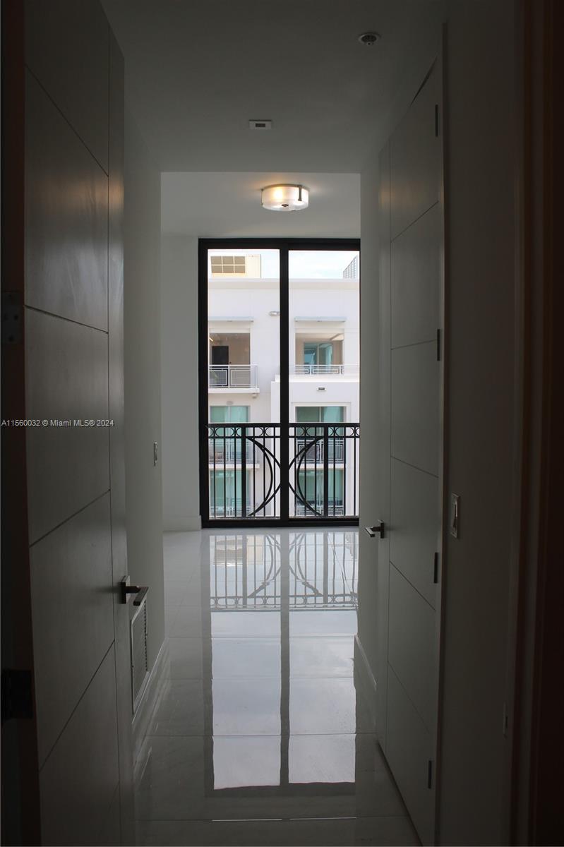 301 Altara Ave UPH1001, Coral Gables, Florida 33146, 3 Bedrooms Bedrooms, ,2 BathroomsBathrooms,Residentiallease,For Rent,301 Altara Ave UPH1001,A11560032