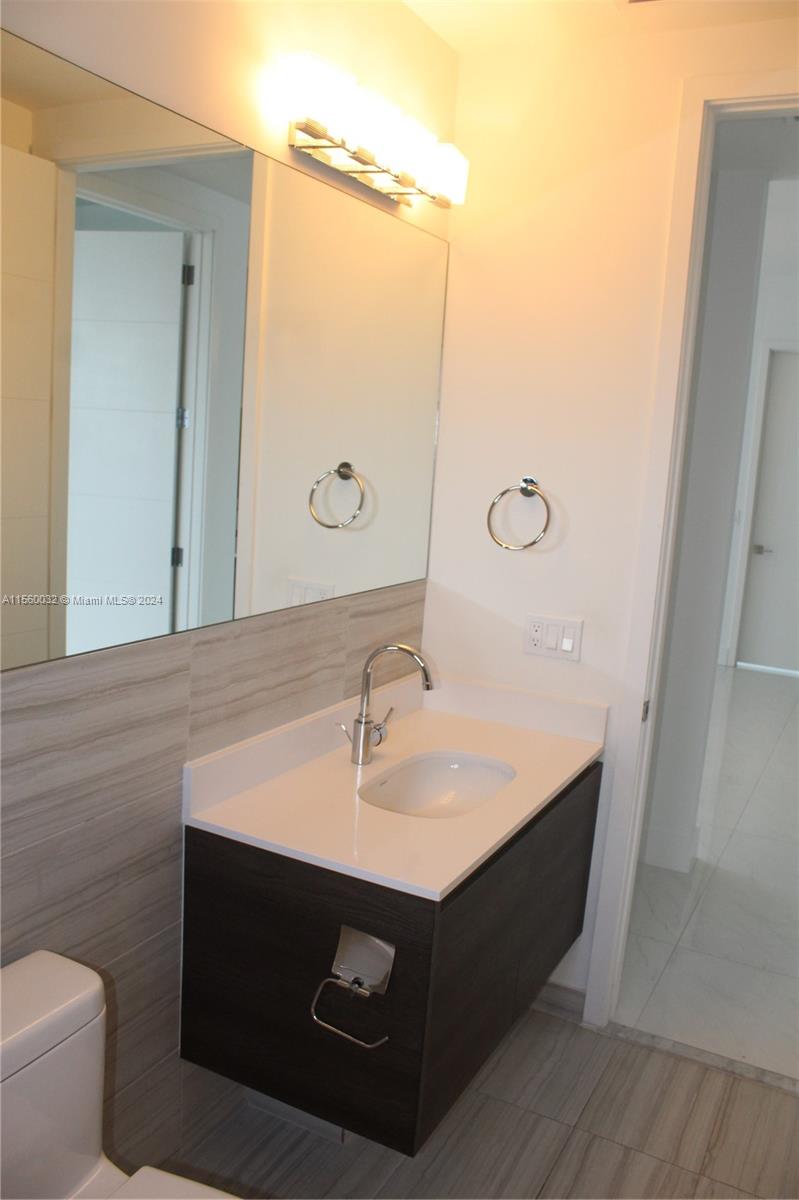 301 Altara Ave UPH1001, Coral Gables, Florida 33146, 3 Bedrooms Bedrooms, ,2 BathroomsBathrooms,Residentiallease,For Rent,301 Altara Ave UPH1001,A11560032