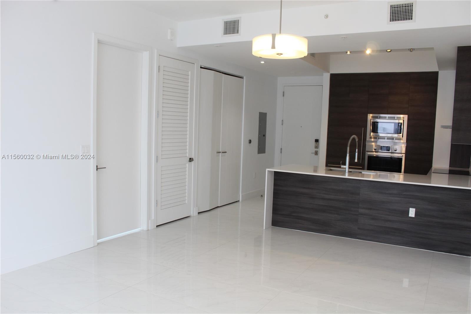 301 Altara Ave UPH1001, Coral Gables, Florida 33146, 3 Bedrooms Bedrooms, ,2 BathroomsBathrooms,Residentiallease,For Rent,301 Altara Ave UPH1001,A11560032