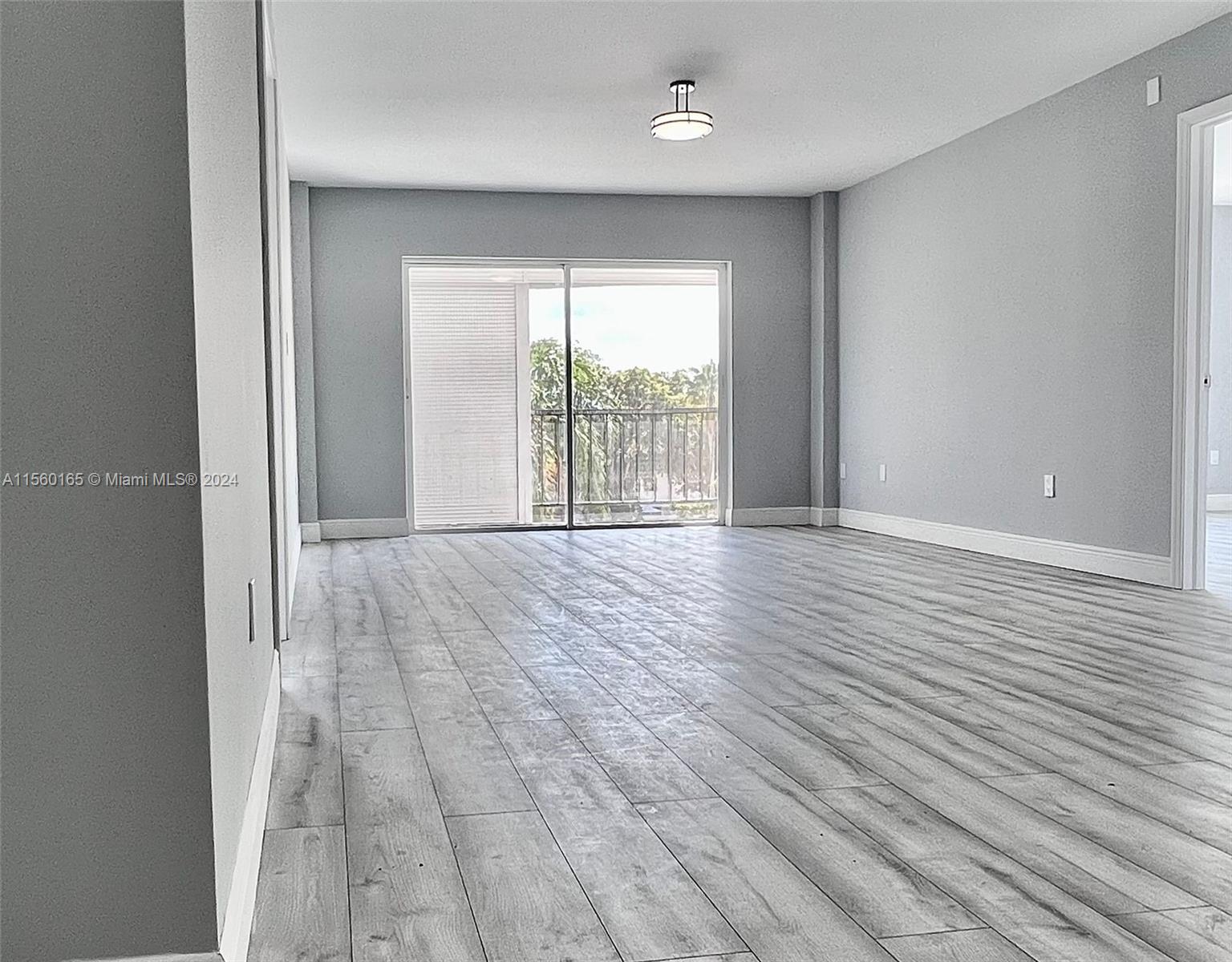 4174 Inverrary Dr 412, Lauderhill, Florida 33319, 2 Bedrooms Bedrooms, ,2 BathroomsBathrooms,Residential,For Sale,4174 Inverrary Dr 412,A11560165