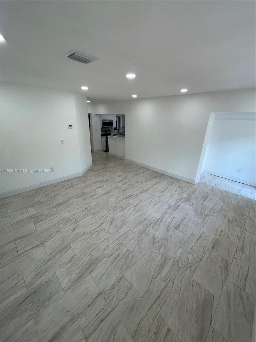 16901 NE 4th Ave, North Miami Beach, Florida 33162, 2 Bedrooms Bedrooms, ,2 BathroomsBathrooms,Residential,For Sale,16901 NE 4th Ave,A11560181