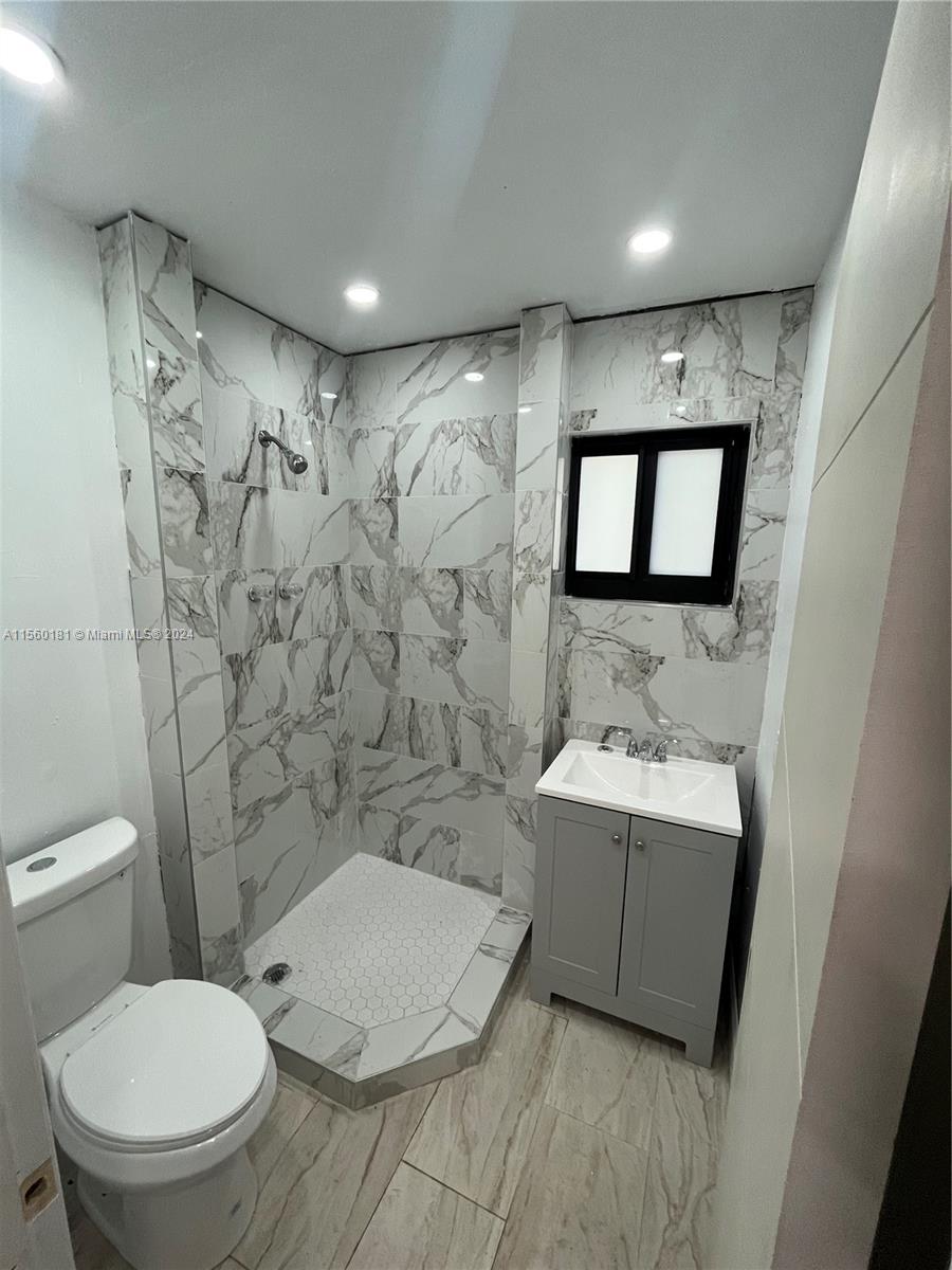 16901 NE 4th Ave, North Miami Beach, Florida 33162, 2 Bedrooms Bedrooms, ,2 BathroomsBathrooms,Residential,For Sale,16901 NE 4th Ave,A11560181