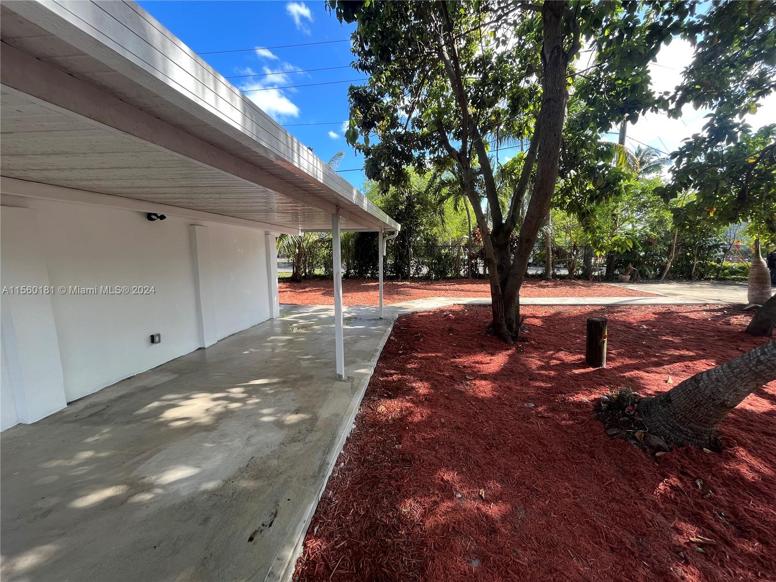 16901 NE 4th Ave, North Miami Beach, Florida 33162, 2 Bedrooms Bedrooms, ,2 BathroomsBathrooms,Residential,For Sale,16901 NE 4th Ave,A11560181