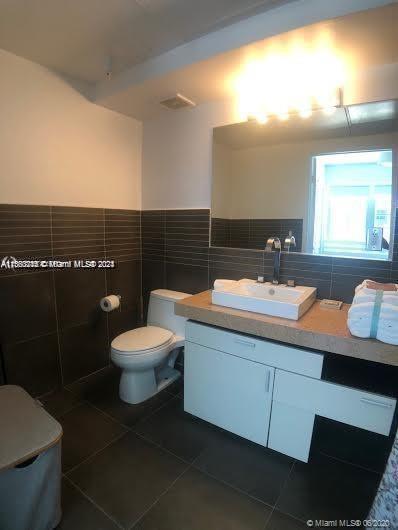 435 21st St 219, Miami Beach, Florida 33139, 1 Bedroom Bedrooms, ,1 BathroomBathrooms,Residentiallease,For Rent,435 21st St 219,A11560215