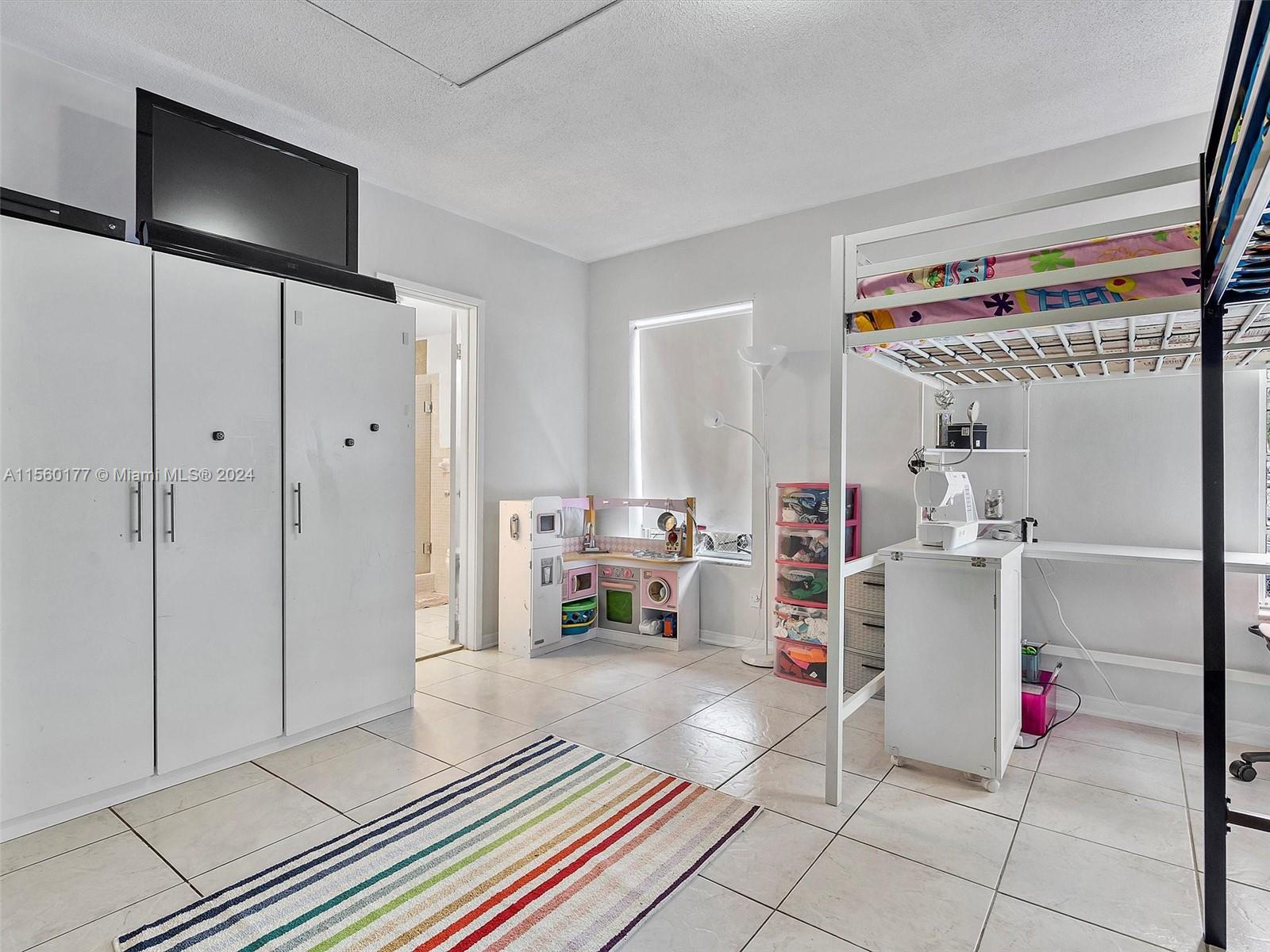 450 Golden Isles Dr 1J, Hallandale Beach, Florida 33009, 2 Bedrooms Bedrooms, ,2 BathroomsBathrooms,Residential,For Sale,450 Golden Isles Dr 1J,A11560177