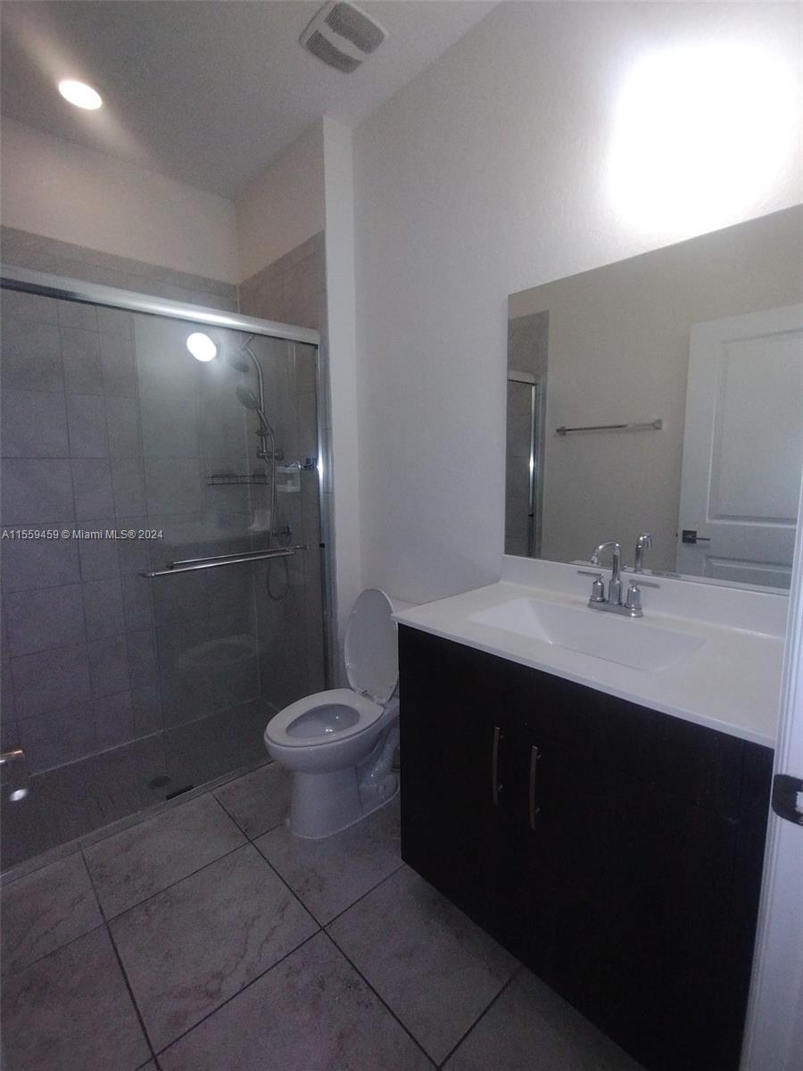 Homestead, Florida 33032, 2 Bedrooms Bedrooms, ,1 BathroomBathrooms,Residentiallease,For Rent,A11559459