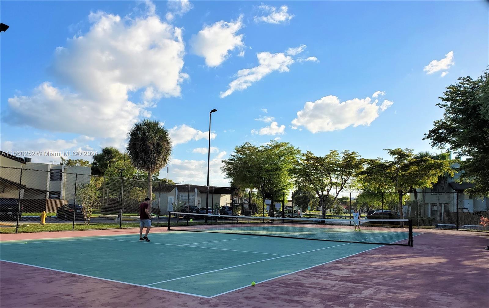 10020 NW 9th St Cir 102, Miami, Florida 33172, 3 Bedrooms Bedrooms, ,2 BathroomsBathrooms,Residentiallease,For Rent,10020 NW 9th St Cir 102,A11560252