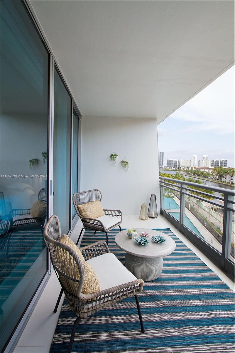 2950 NE 188th St 331, Aventura, Florida 33180, 2 Bedrooms Bedrooms, ,3 BathroomsBathrooms,Residentiallease,For Rent,2950 NE 188th St 331,A11557826