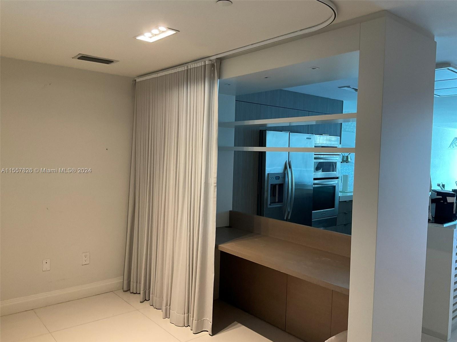 2950 NE 188th St 331, Aventura, Florida 33180, 2 Bedrooms Bedrooms, ,3 BathroomsBathrooms,Residentiallease,For Rent,2950 NE 188th St 331,A11557826