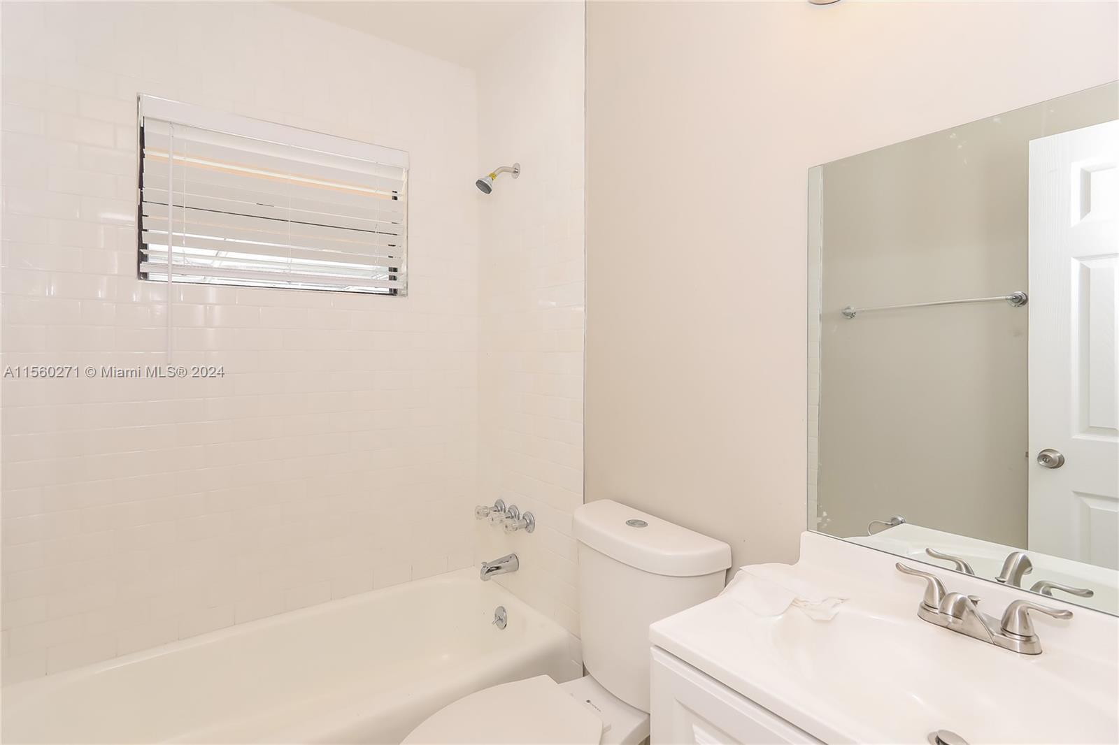 7816 Juniper St, Miramar, Florida 33023, 3 Bedrooms Bedrooms, ,2 BathroomsBathrooms,Residentiallease,For Rent,7816 Juniper St,A11560271