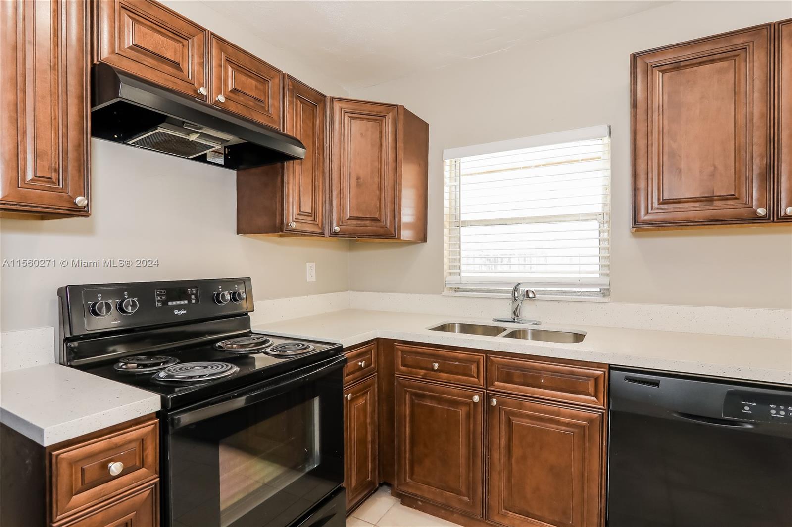 7816 Juniper St, Miramar, Florida 33023, 3 Bedrooms Bedrooms, ,2 BathroomsBathrooms,Residentiallease,For Rent,7816 Juniper St,A11560271