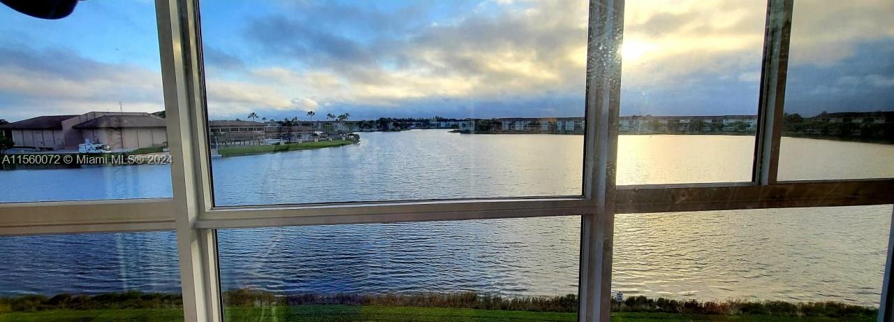 1401 SW 134th Way 412C, Pembroke Pines, Florida 33027, 1 Bedroom Bedrooms, ,1 BathroomBathrooms,Residentiallease,For Rent,1401 SW 134th Way 412C,A11560072