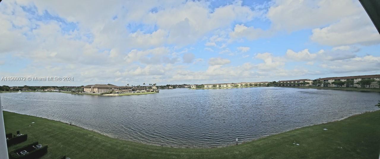 1401 SW 134th Way 412C, Pembroke Pines, Florida 33027, 1 Bedroom Bedrooms, ,1 BathroomBathrooms,Residentiallease,For Rent,1401 SW 134th Way 412C,A11560072