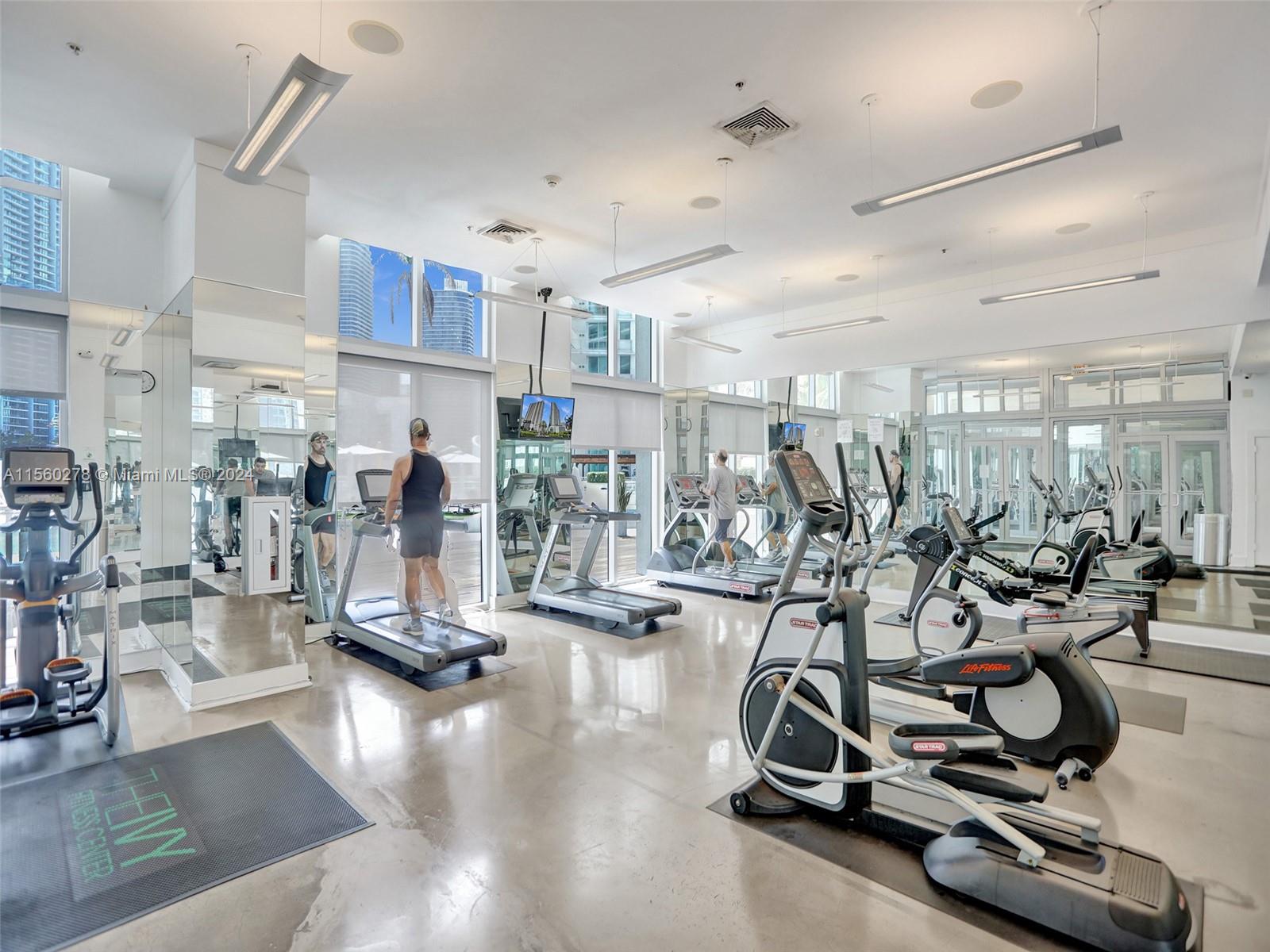 90 SW 3rd St 2809, Miami, Florida 33130, 2 Bedrooms Bedrooms, ,2 BathroomsBathrooms,Residentiallease,For Rent,90 SW 3rd St 2809,A11560278