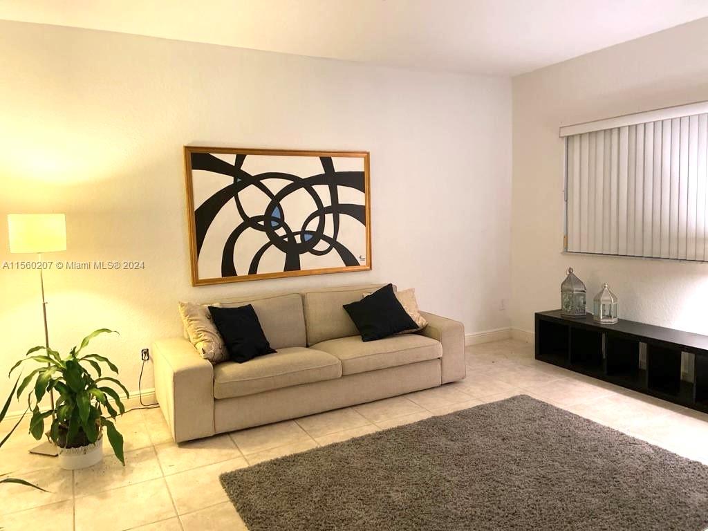 10720 NW 66th St 402, Doral, Florida 33178, 2 Bedrooms Bedrooms, ,2 BathroomsBathrooms,Residentiallease,For Rent,10720 NW 66th St 402,A11560207