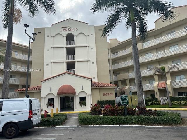 10720 NW 66th St 402, Doral, Florida 33178, 2 Bedrooms Bedrooms, ,2 BathroomsBathrooms,Residentiallease,For Rent,10720 NW 66th St 402,A11560207