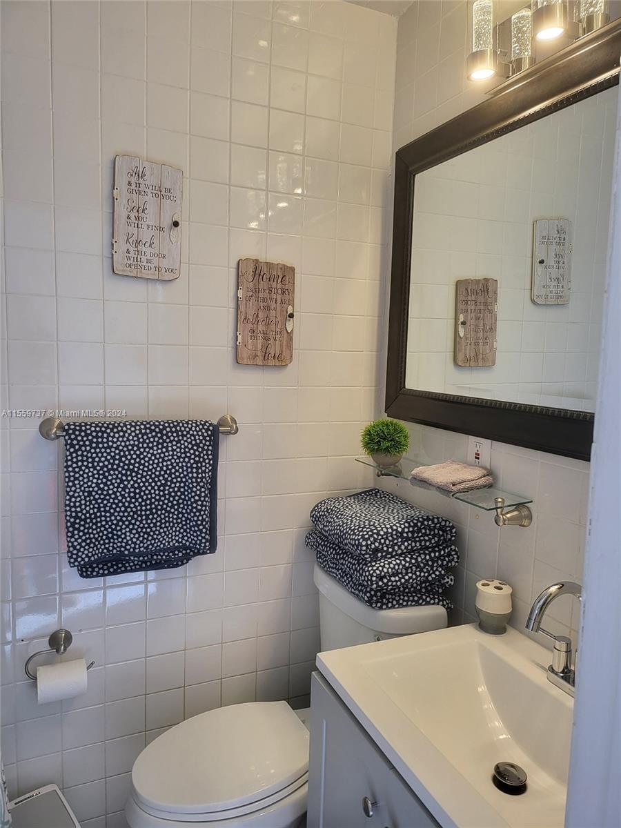 3405 W Lake Pl, Miramar, Florida 33023, 1 Bedroom Bedrooms, ,1 BathroomBathrooms,Residentiallease,For Rent,3405 W Lake Pl,A11559737