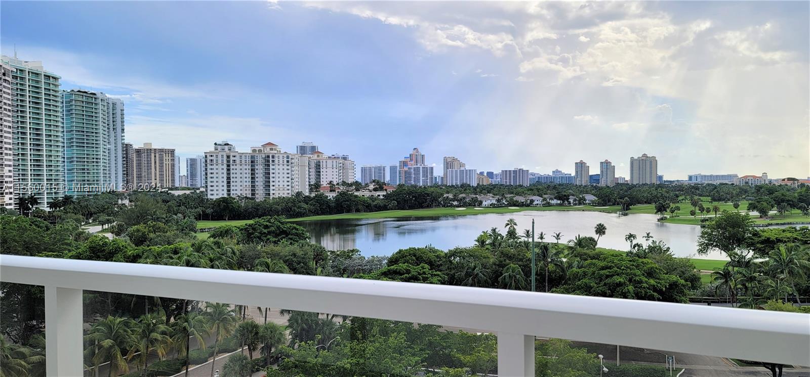 3731 N Country Club Dr 926, Aventura, Florida 33180, 2 Bedrooms Bedrooms, ,2 BathroomsBathrooms,Residentiallease,For Rent,3731 N Country Club Dr 926,A11560015