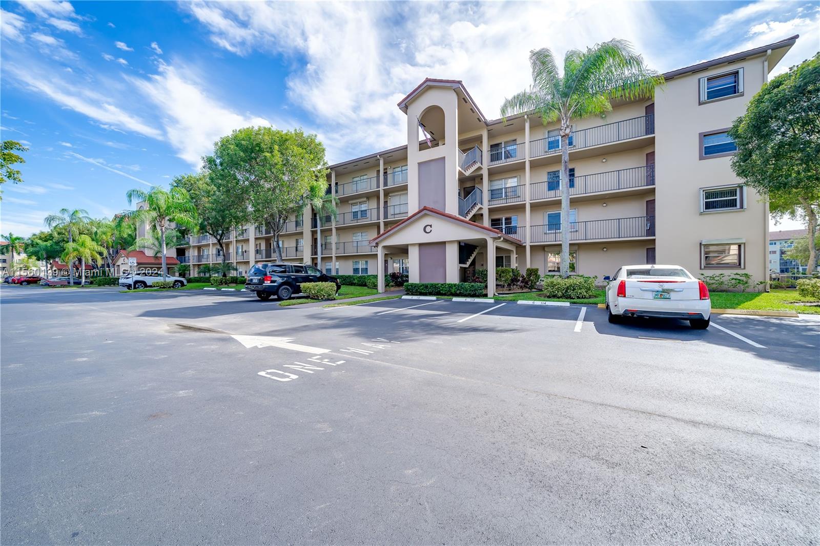 13100 SW 11th Ct 405C, Pembroke Pines, Florida 33027, 2 Bedrooms Bedrooms, ,2 BathroomsBathrooms,Residential,For Sale,13100 SW 11th Ct 405C,A11560139