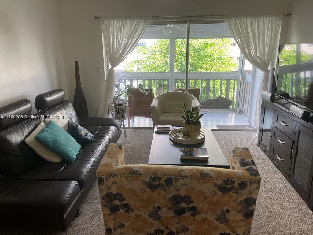 450 Paradise Isle Blvd 305, Hallandale Beach, Florida 33009, 2 Bedrooms Bedrooms, ,2 BathroomsBathrooms,Residential,For Sale,450 Paradise Isle Blvd 305,A11560286