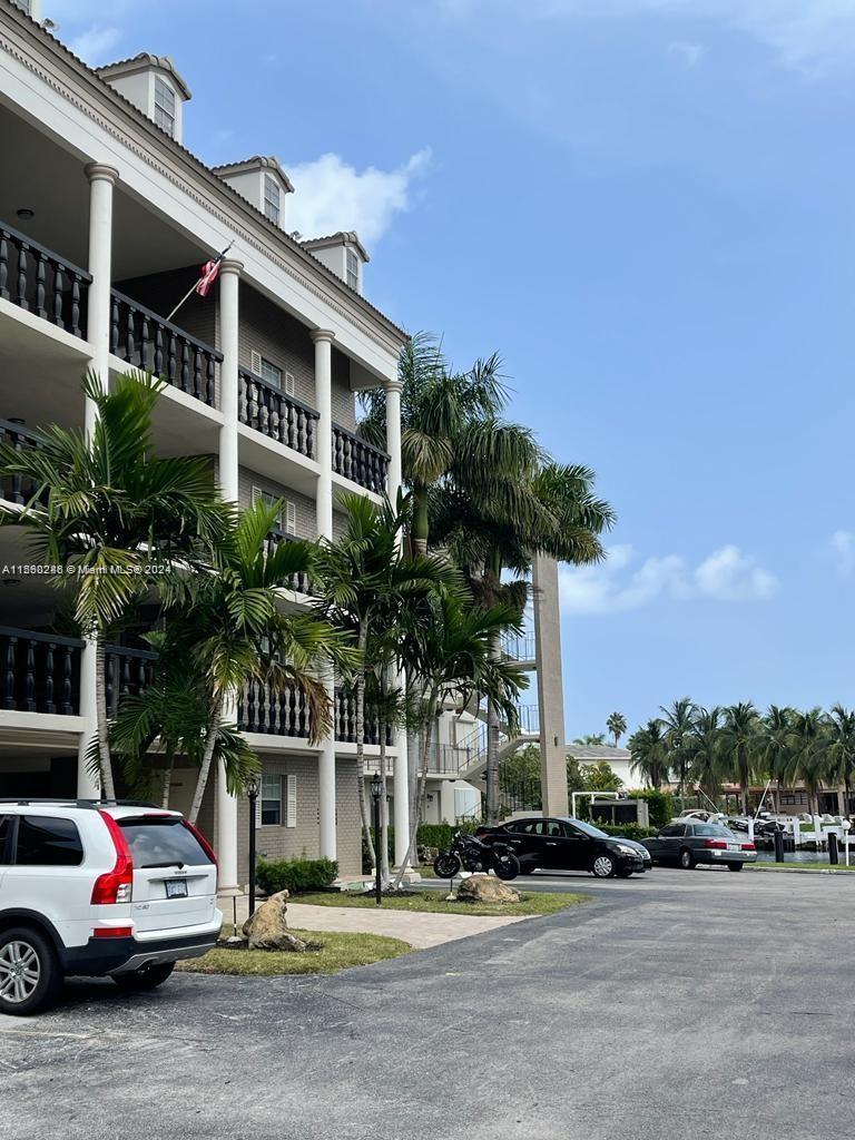 450 Paradise Isle Blvd 305, Hallandale Beach, Florida 33009, 2 Bedrooms Bedrooms, ,2 BathroomsBathrooms,Residential,For Sale,450 Paradise Isle Blvd 305,A11560286