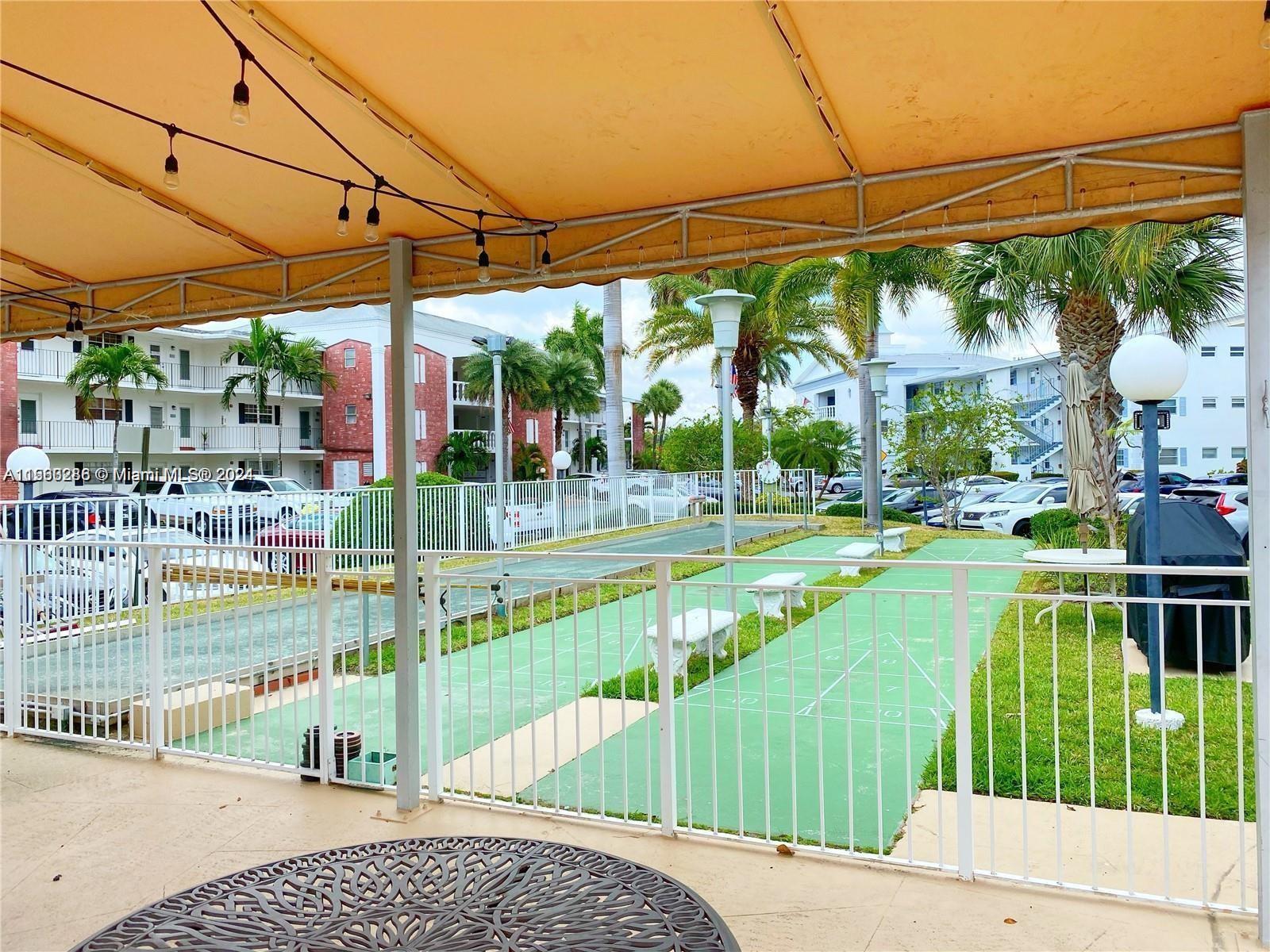 450 Paradise Isle Blvd 305, Hallandale Beach, Florida 33009, 2 Bedrooms Bedrooms, ,2 BathroomsBathrooms,Residential,For Sale,450 Paradise Isle Blvd 305,A11560286