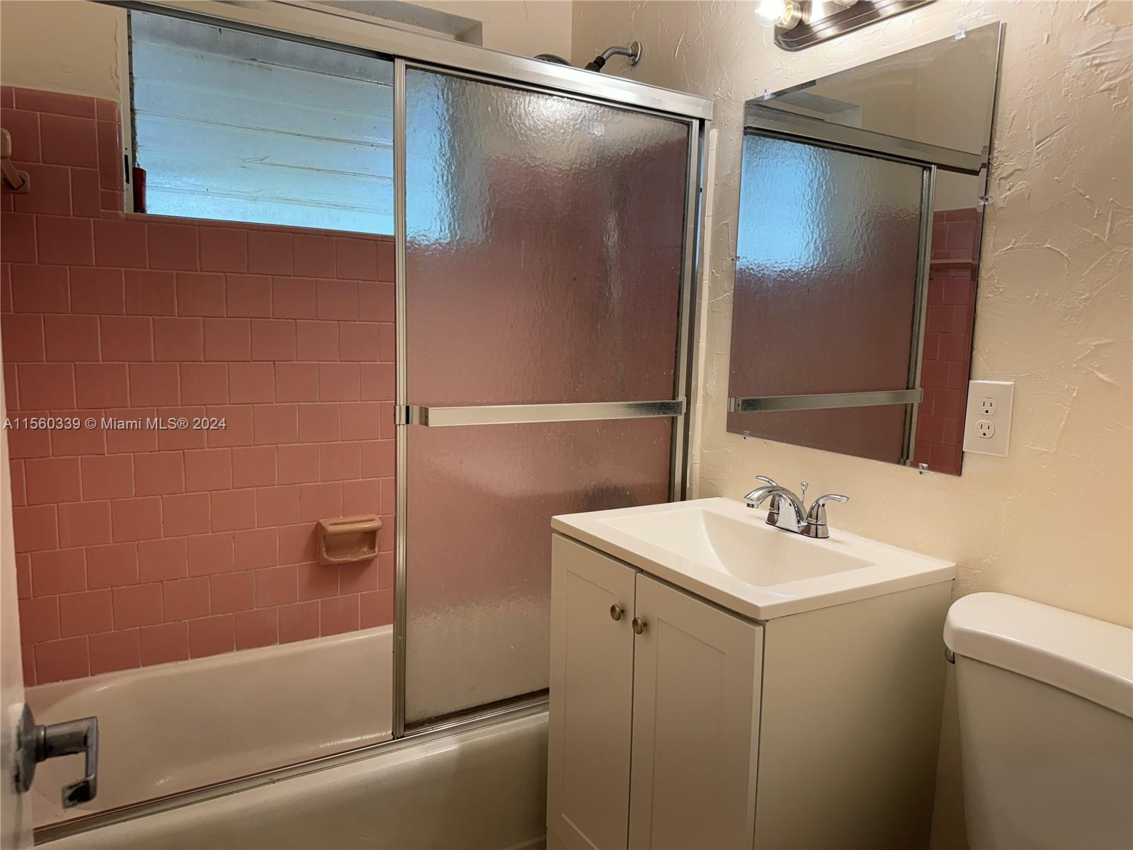 6111 NW 43rd AVE, Fort Lauderdale, Florida 33319, 2 Bedrooms Bedrooms, ,1 BathroomBathrooms,Residentiallease,For Rent,6111 NW 43rd AVE,A11560339