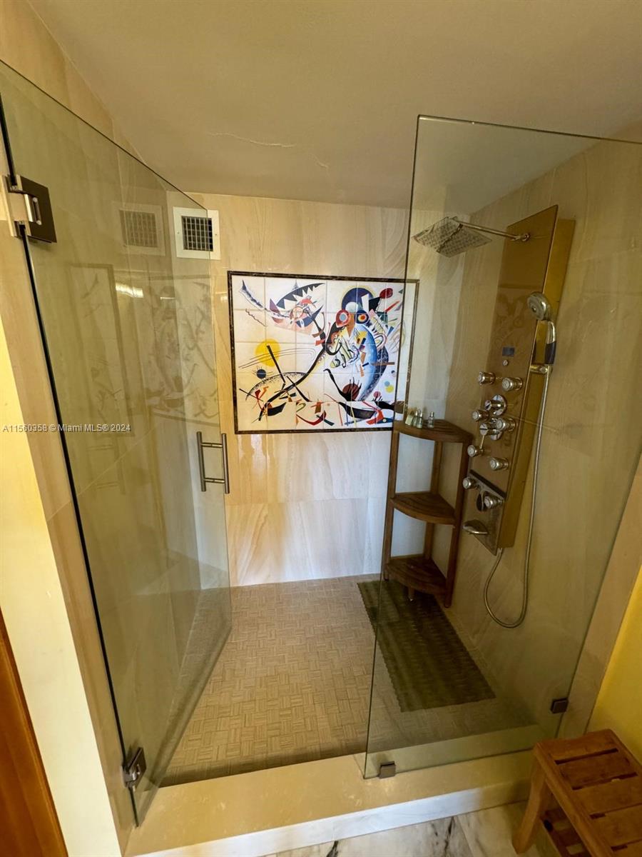1833 S Ocean Dr 308, Hallandale Beach, Florida 33009, 2 Bedrooms Bedrooms, ,2 BathroomsBathrooms,Residentiallease,For Rent,1833 S Ocean Dr 308,A11560358