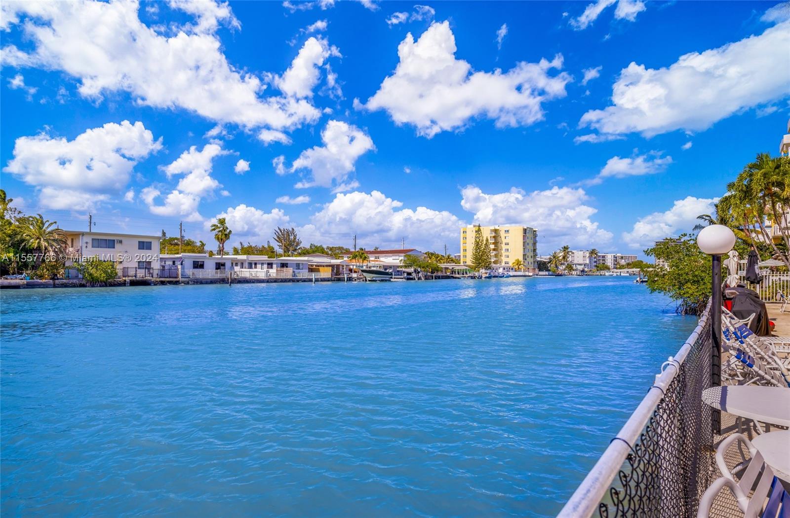 7900 Tatum Waterway Dr 205, Miami Beach, Florida 33141, 1 Bedroom Bedrooms, ,1 BathroomBathrooms,Residential,For Sale,7900 Tatum Waterway Dr 205,A11557766