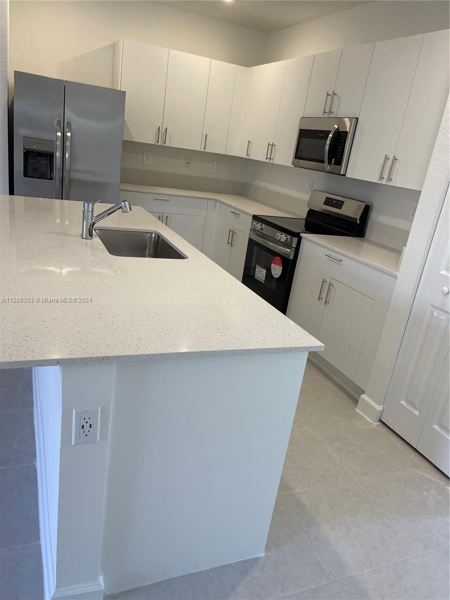 12857 SW 243rd, Homestead, Florida 33032, 4 Bedrooms Bedrooms, ,2 BathroomsBathrooms,Residentiallease,For Rent,12857 SW 243rd,A11556303