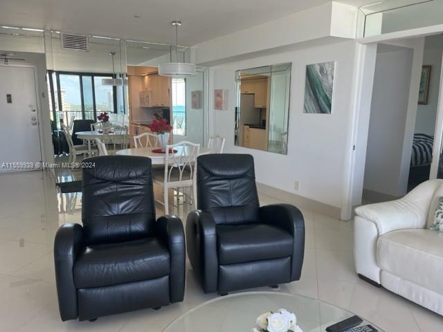 2101 S Ocean Dr 1104, Hollywood, Florida 33019, 2 Bedrooms Bedrooms, ,2 BathroomsBathrooms,Residentiallease,For Rent,2101 S Ocean Dr 1104,A11559939