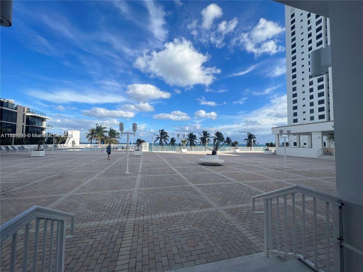 2101 S Ocean Dr 1104, Hollywood, Florida 33019, 2 Bedrooms Bedrooms, ,2 BathroomsBathrooms,Residentiallease,For Rent,2101 S Ocean Dr 1104,A11559939