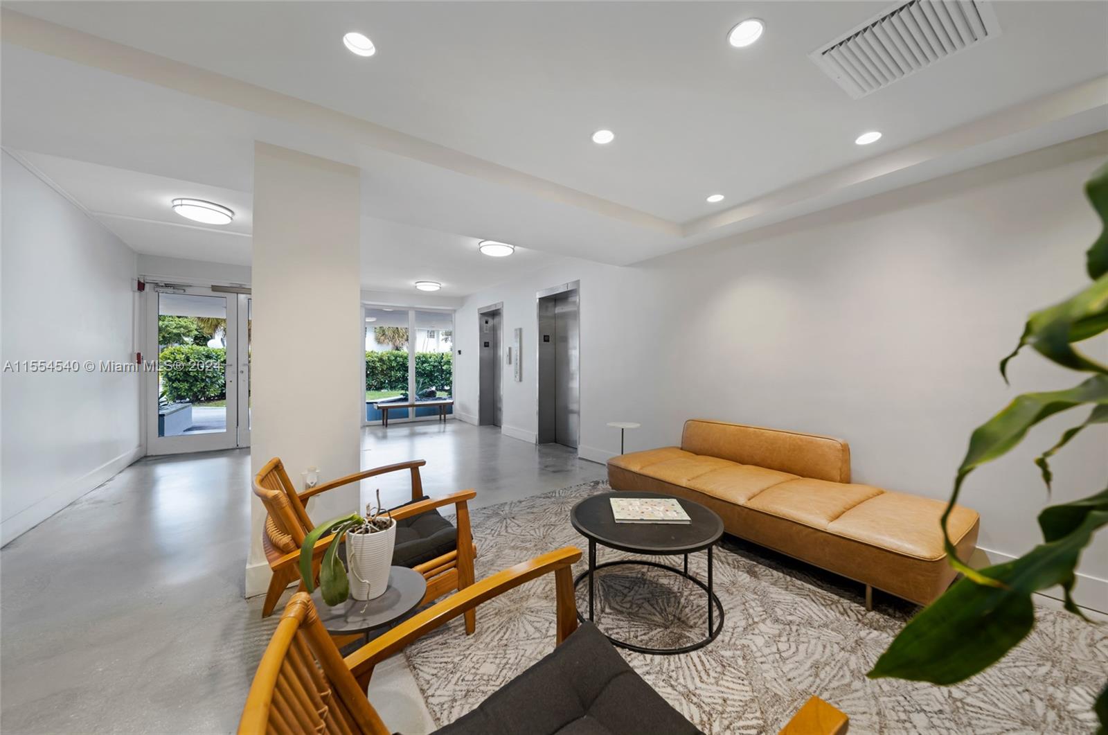 7928 West Dr 602, North Bay Village, Florida 33141, 1 Bedroom Bedrooms, ,1 BathroomBathrooms,Residentiallease,For Rent,7928 West Dr 602,A11554540