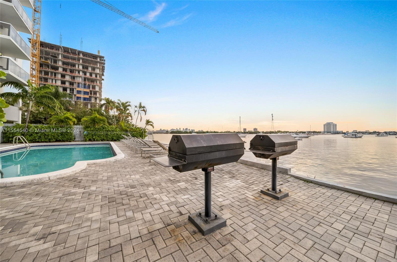 7928 West Dr 602, North Bay Village, Florida 33141, 1 Bedroom Bedrooms, ,1 BathroomBathrooms,Residentiallease,For Rent,7928 West Dr 602,A11554540