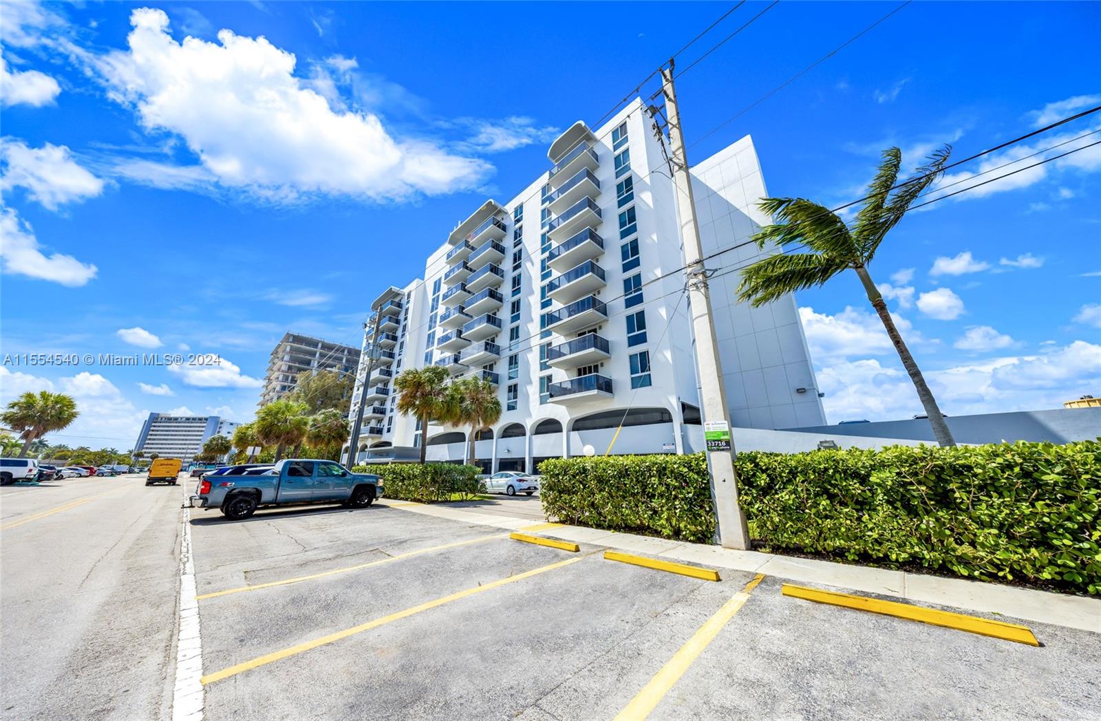 7928 West Dr 602, North Bay Village, Florida 33141, 1 Bedroom Bedrooms, ,1 BathroomBathrooms,Residentiallease,For Rent,7928 West Dr 602,A11554540