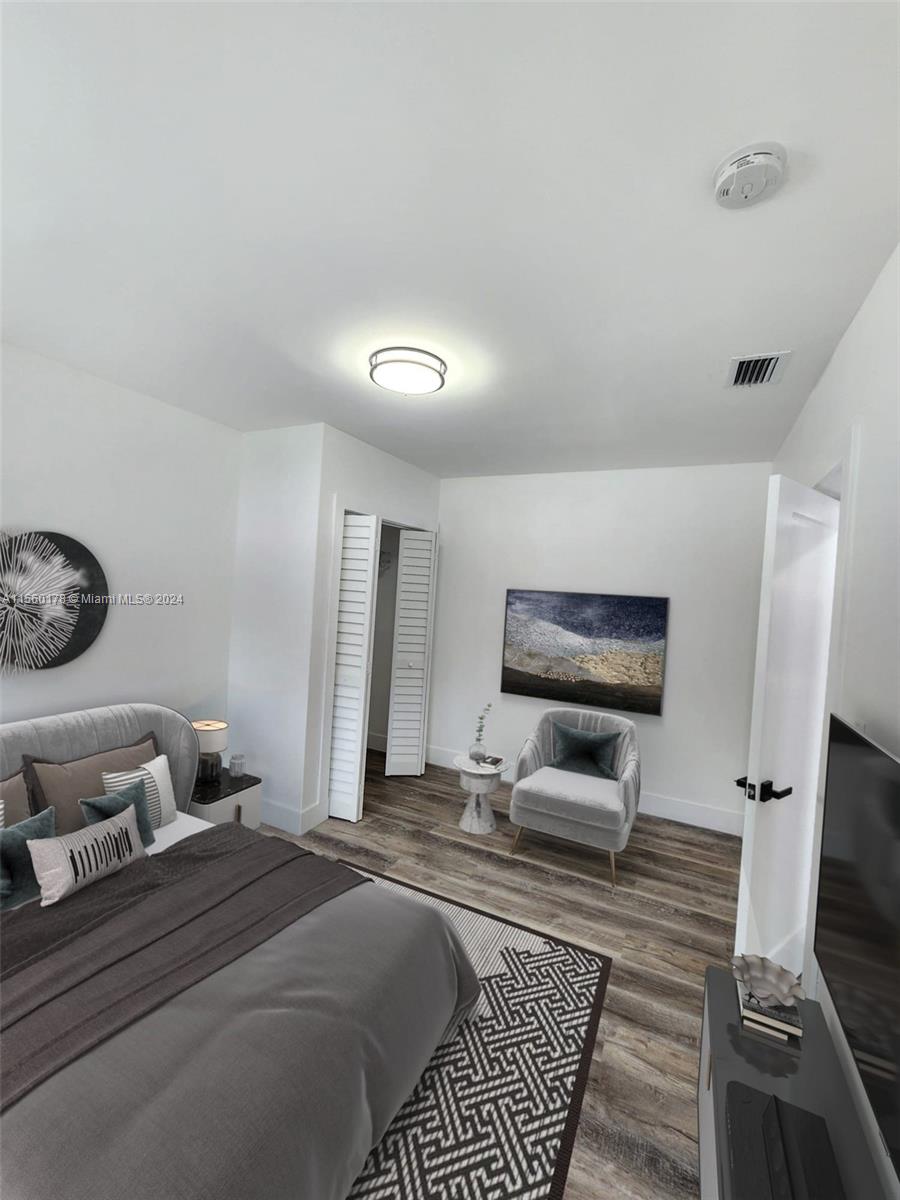 Bedroom 5 (Mother-In-Law Quarter)